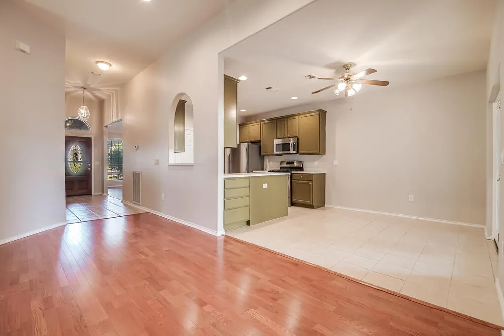 216 Meadow Brook Drive Fredericksburg, TX 78624