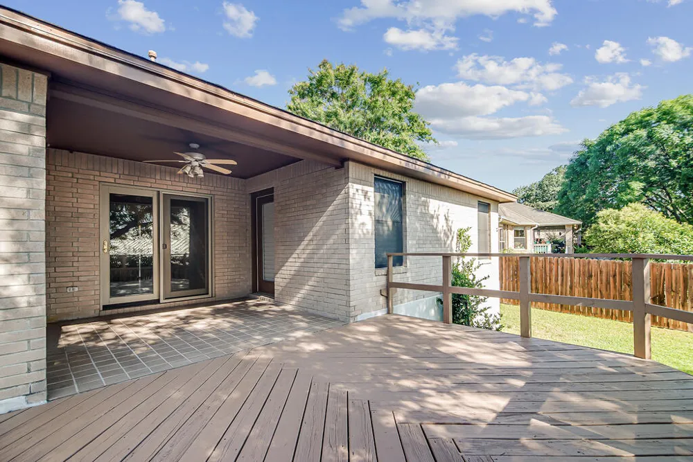 216 Meadow Brook Drive Fredericksburg, TX 78624