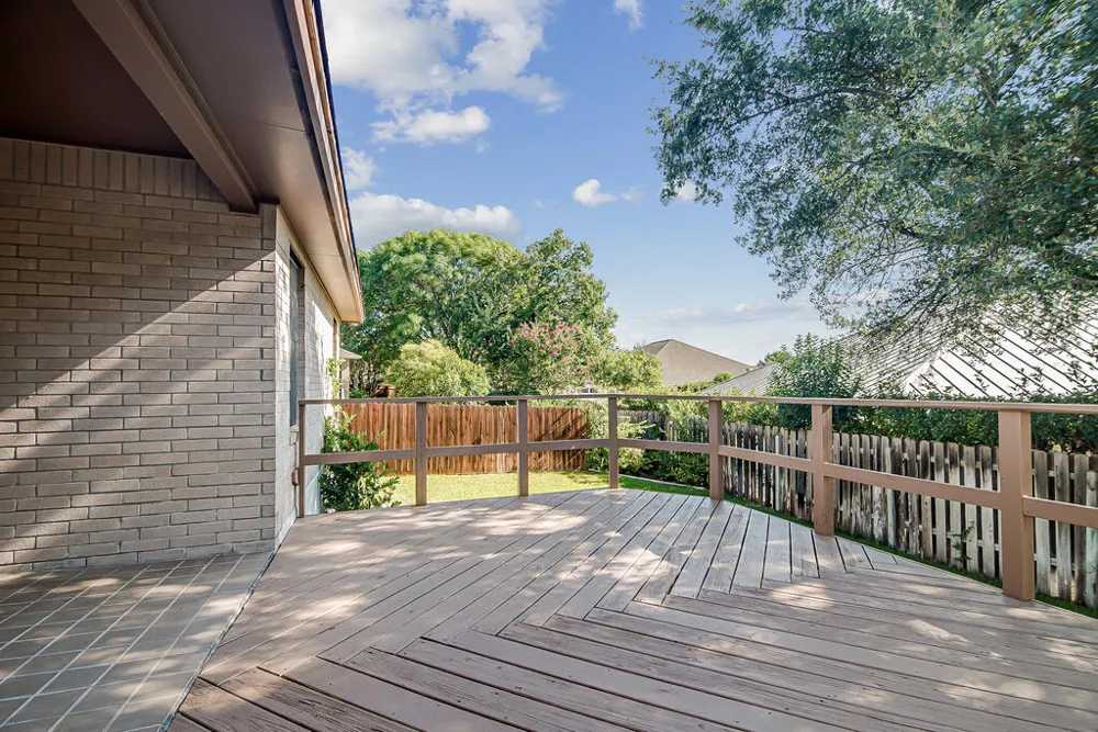 216 Meadow Brook Drive Fredericksburg, TX 78624