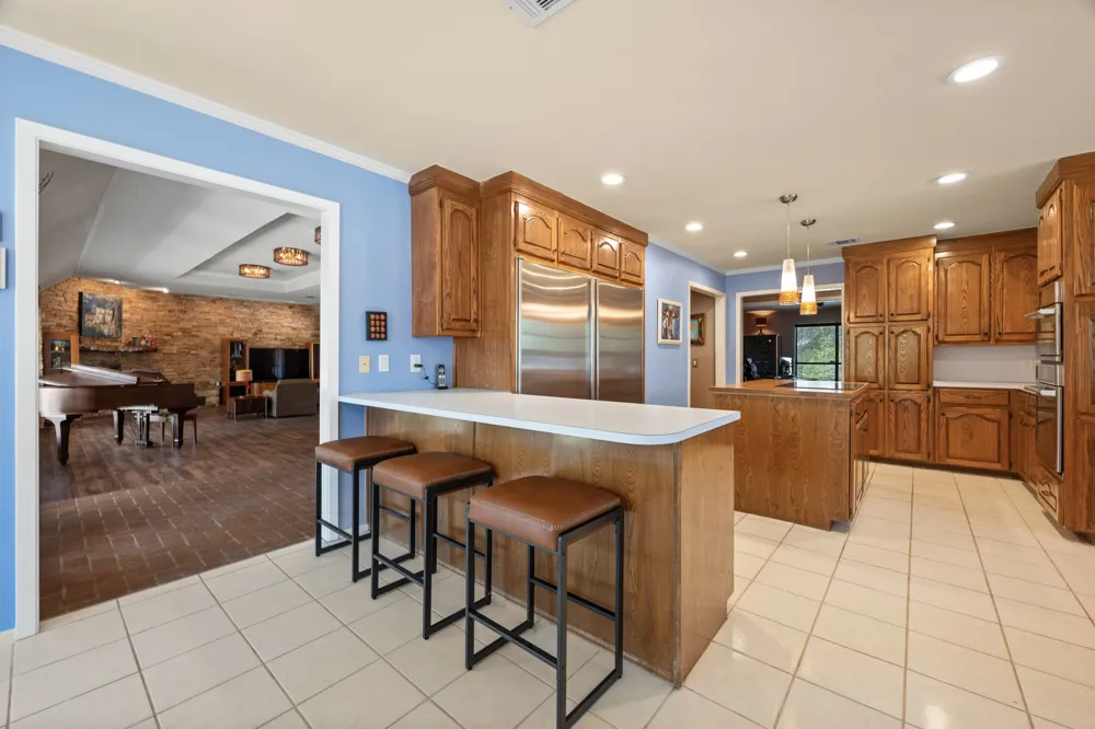 1501 Woods Loop Driftwood, TX 78619