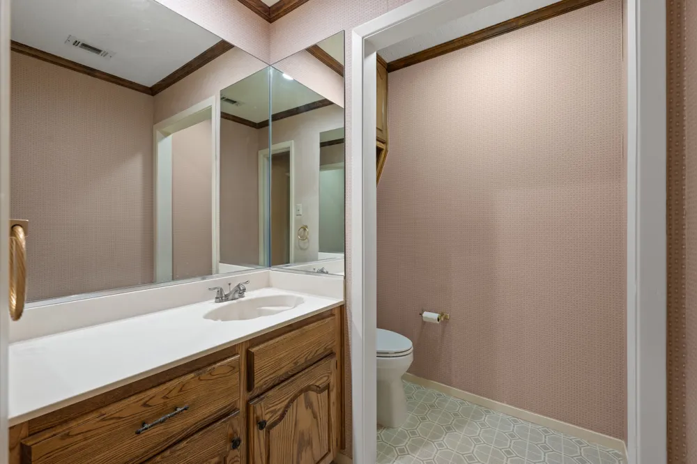 1501 Woods Loop Driftwood, TX 78619