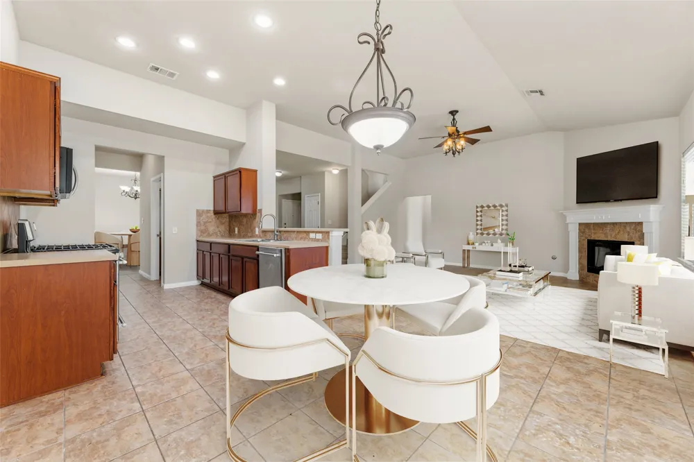 1216 Willowbrook Drive Cedar Park, TX 78613