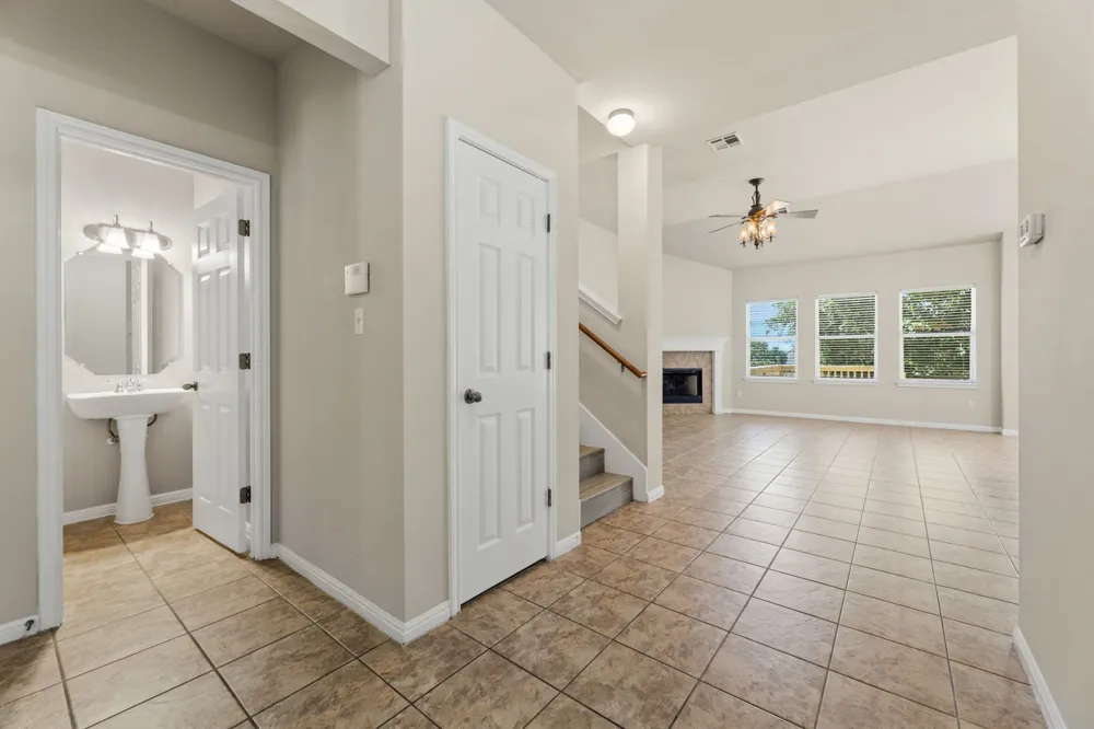 1216 Willowbrook Drive Cedar Park, TX 78613
