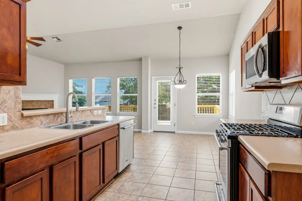 1216 Willowbrook Drive Cedar Park, TX 78613