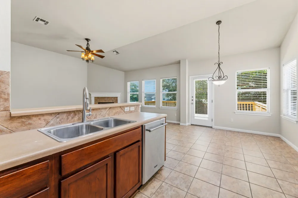 1216 Willowbrook Drive Cedar Park, TX 78613