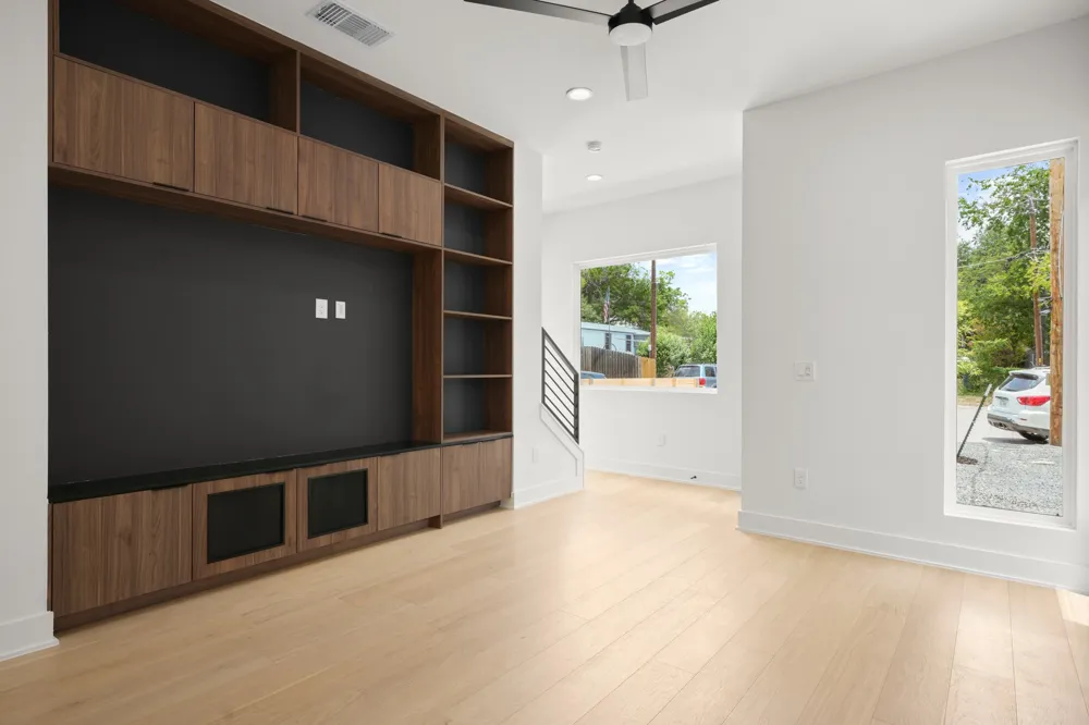 913 Capitol Court #1 Austin, TX 78756