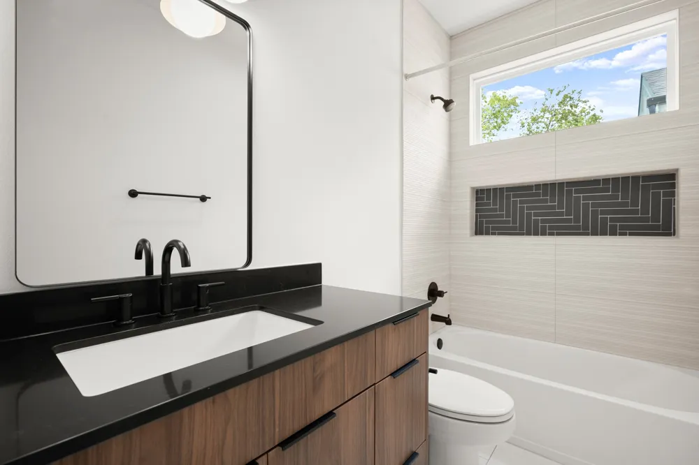 913 Capitol Court #1 Austin, TX 78756