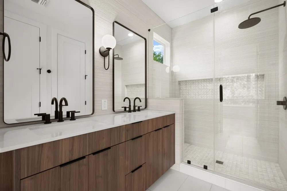913 Capitol Court #1 Austin, TX 78756