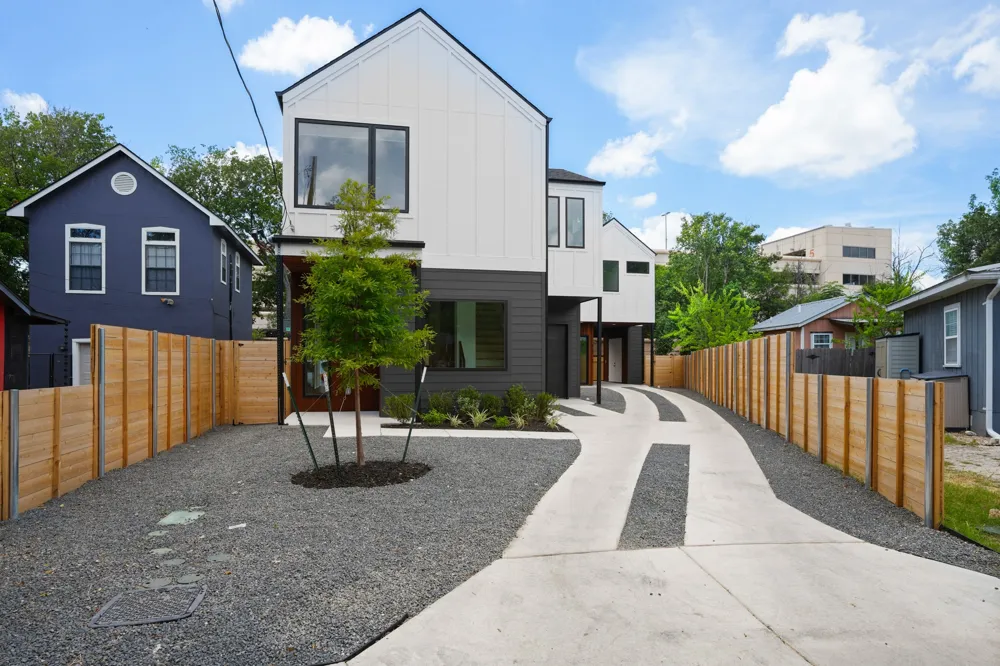 913 Capitol Court #1 Austin, TX 78756