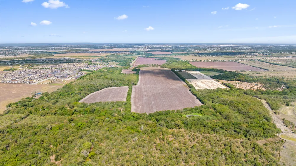 Rd Kyle, TX 78640