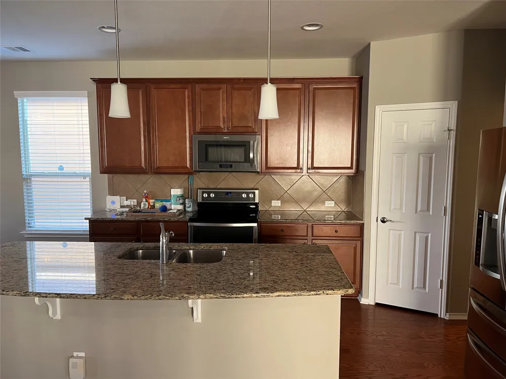 16017 Hawthorne Heights Trail Austin, TX 78728