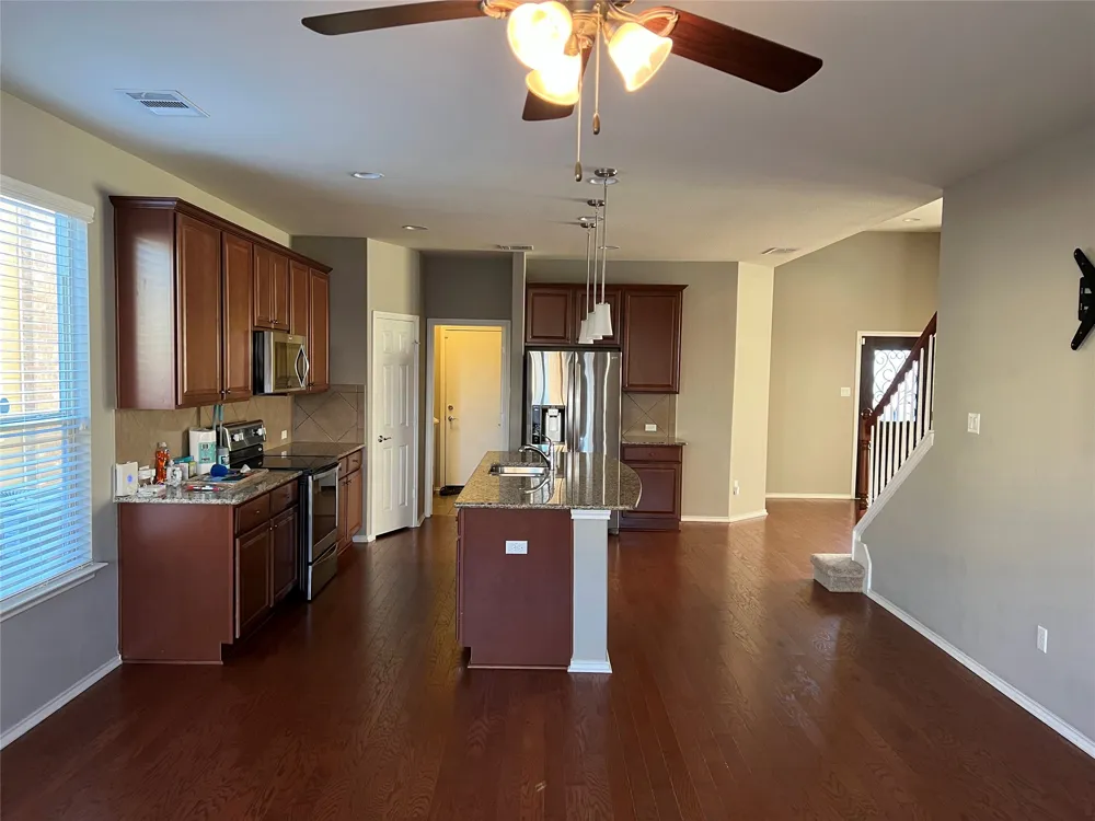 16017 Hawthorne Heights Trail Austin, TX 78728