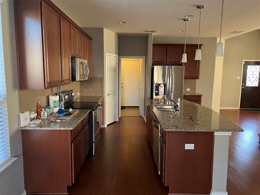 16017 Hawthorne Heights Trail Austin, TX 78728