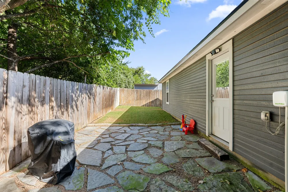 602 S Pierce Street Burnet, TX 78611