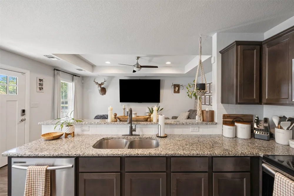 602 S Pierce Street Burnet, TX 78611