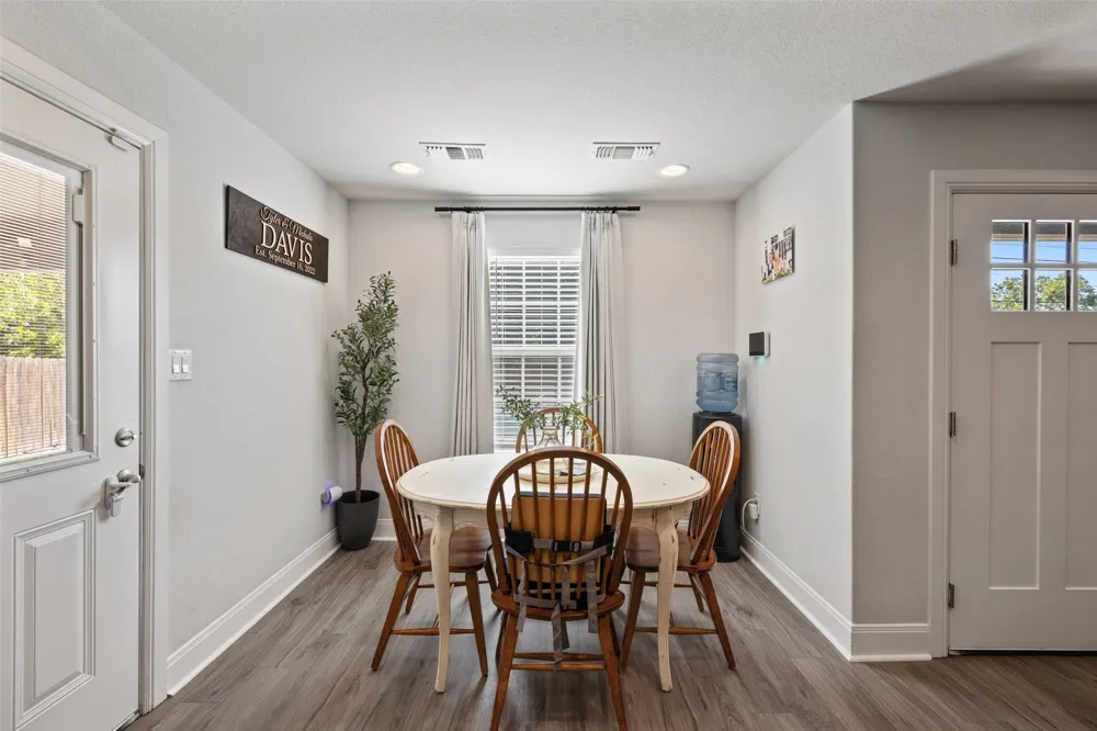 602 S Pierce Street Burnet, TX 78611