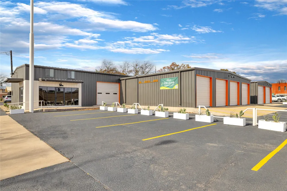 408 S Main Street Lampasas, TX 76550