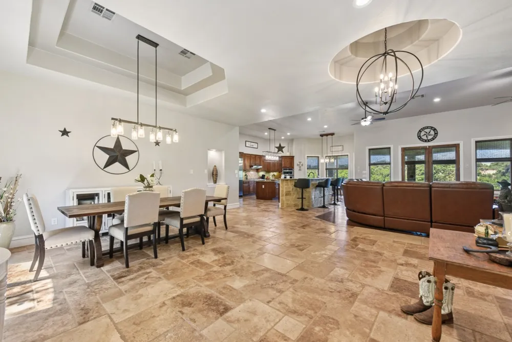 1995 County Road 103 Georgetown, TX 78626