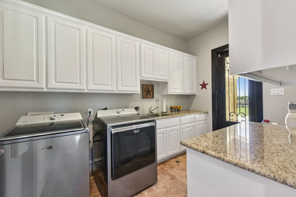 1995 County Road 103 Georgetown, TX 78626