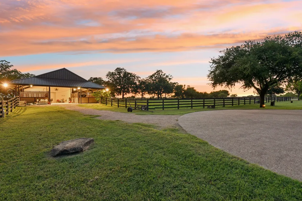1995 County Road 103 Georgetown, TX 78626