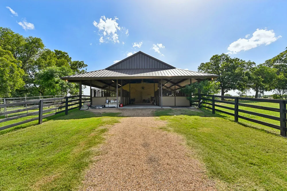 1995 County Road 103 Georgetown, TX 78626