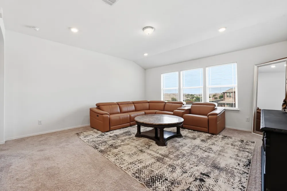 200 Auburn Street Kyle, TX 78640