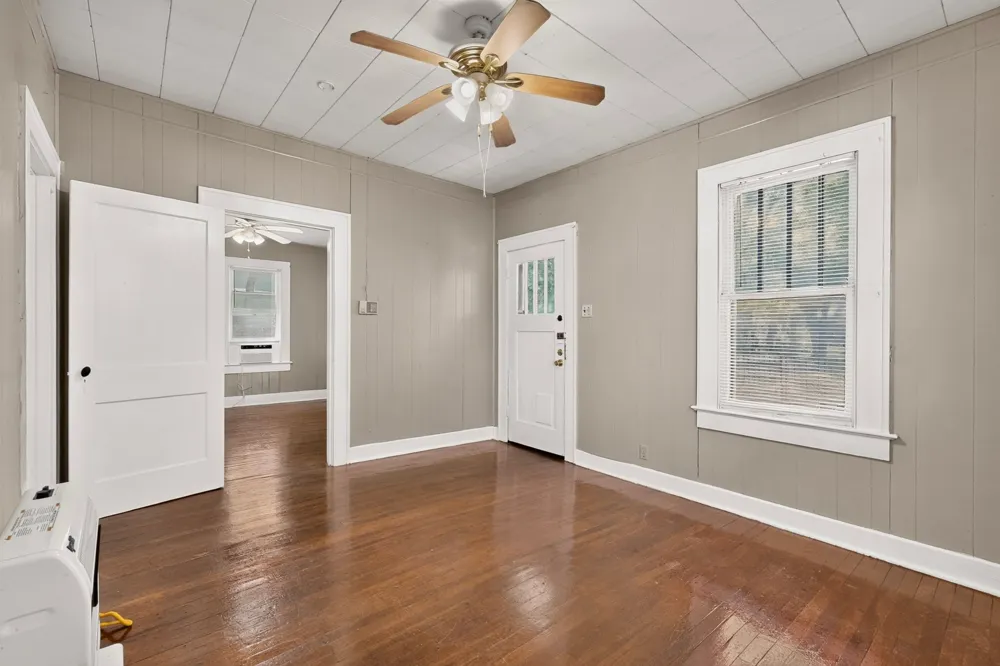 4211 Avenue B Austin, TX 78751