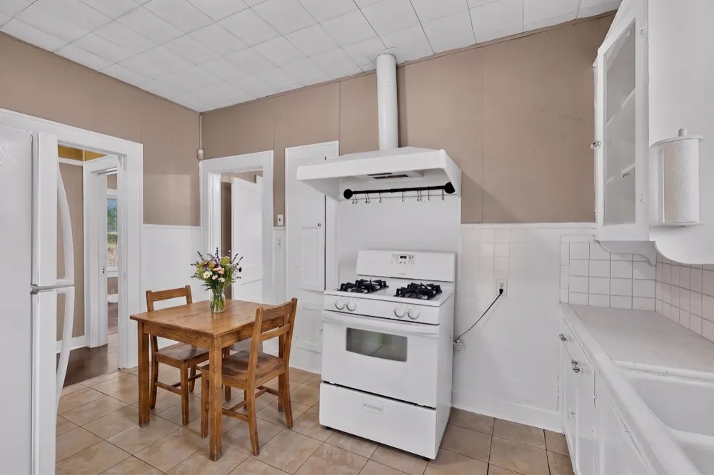 4211 Avenue B Austin, TX 78751