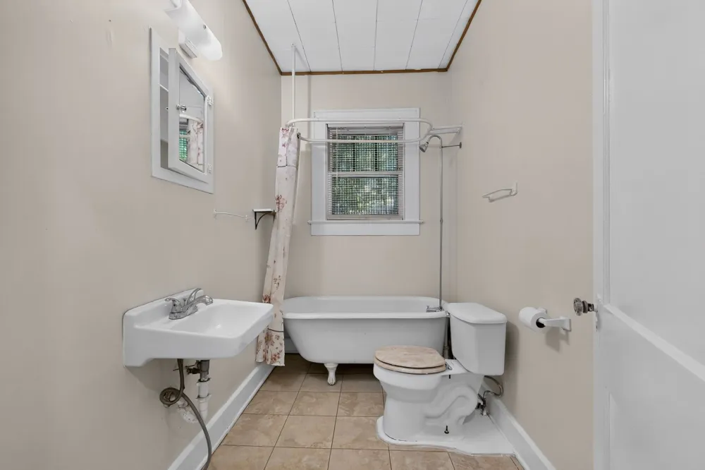 4211 Avenue B Austin, TX 78751