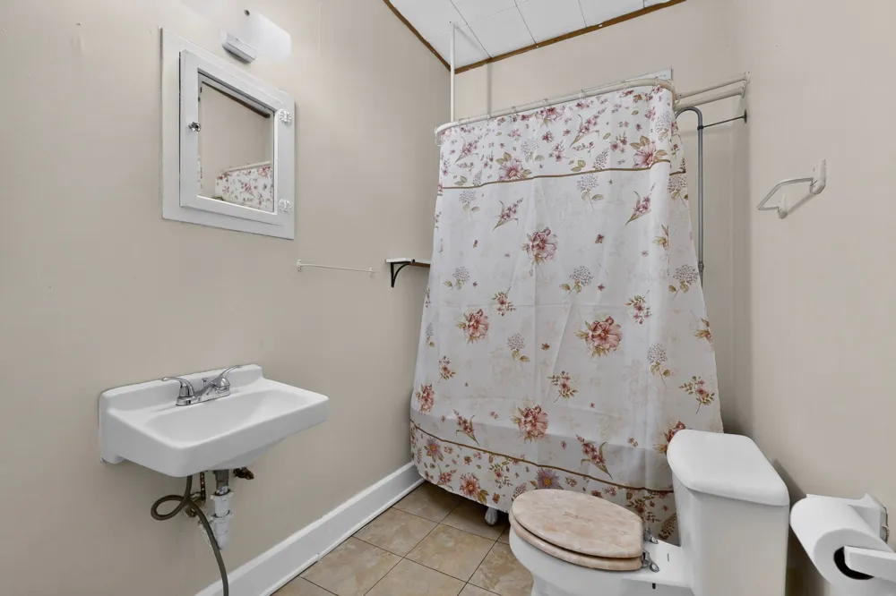 4211 Avenue B Austin, TX 78751