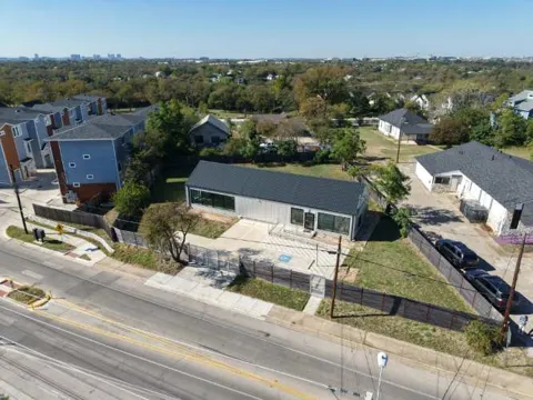 1152 Webberville Road