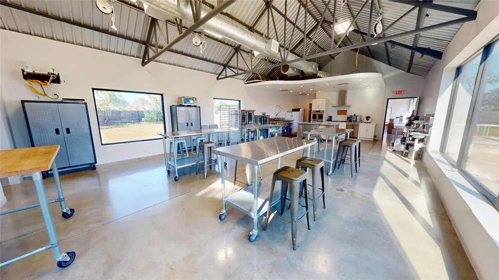 1152 Webberville Road Austin, TX 78721