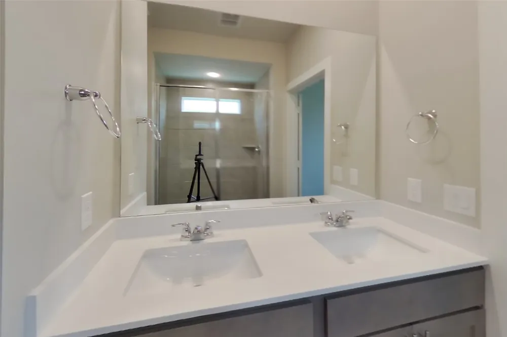 1744 Mexican Heather Drive Leander, TX 78641