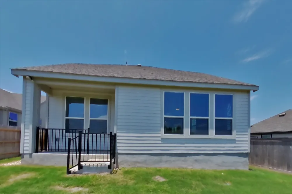 1744 Mexican Heather Drive Leander, TX 78641