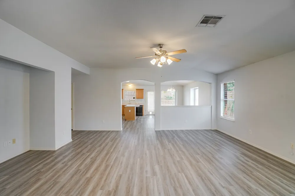3310 Zinfandel Lane Leander, TX 78641