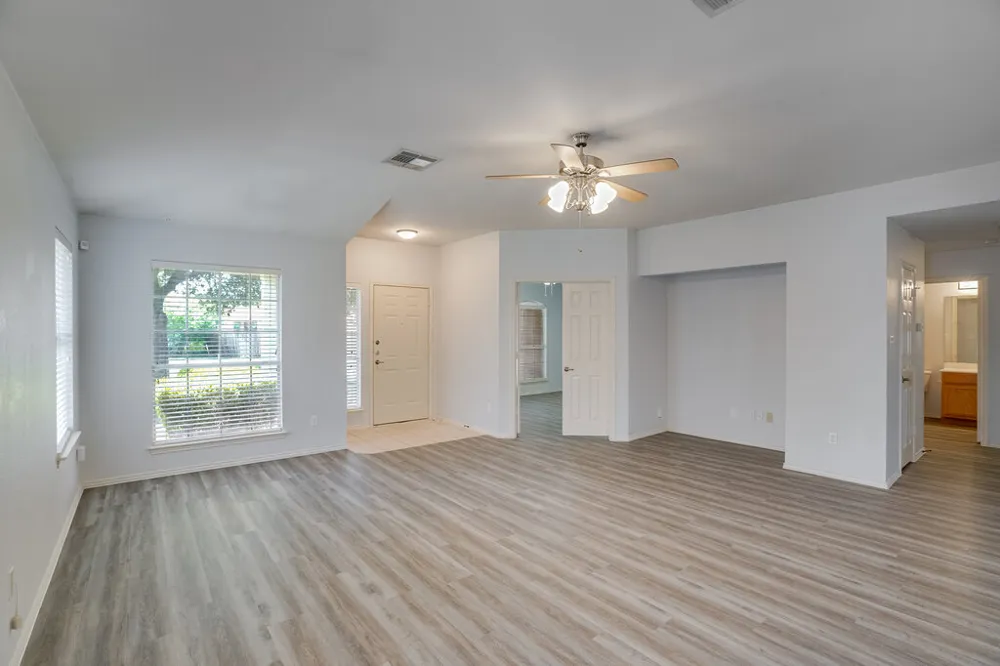 3310 Zinfandel Lane Leander, TX 78641