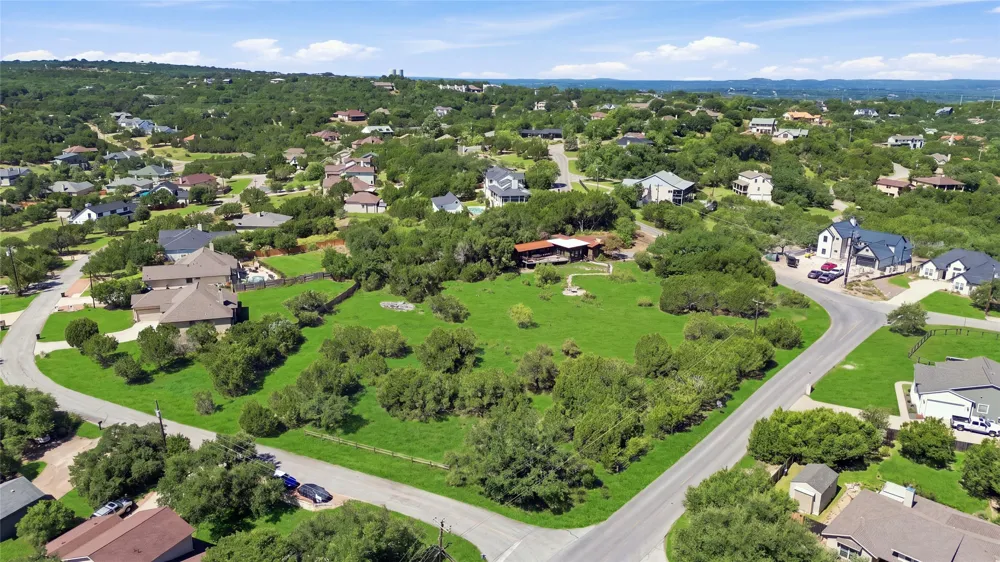 22121 Oban Drive Spicewood, TX 78669