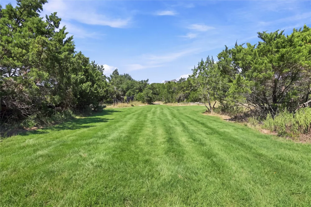 22121 Oban Drive Spicewood, TX 78669