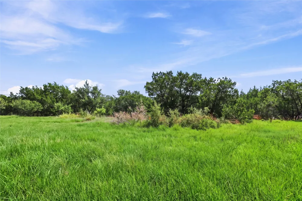 22121 Oban Drive Spicewood, TX 78669