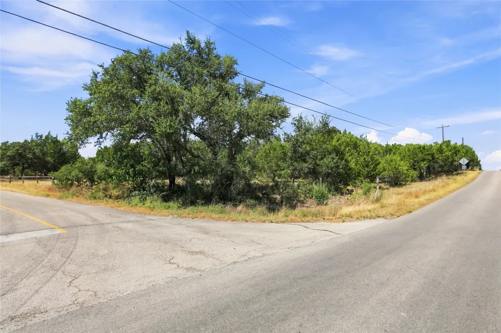 22121 Oban Drive Spicewood, TX 78669
