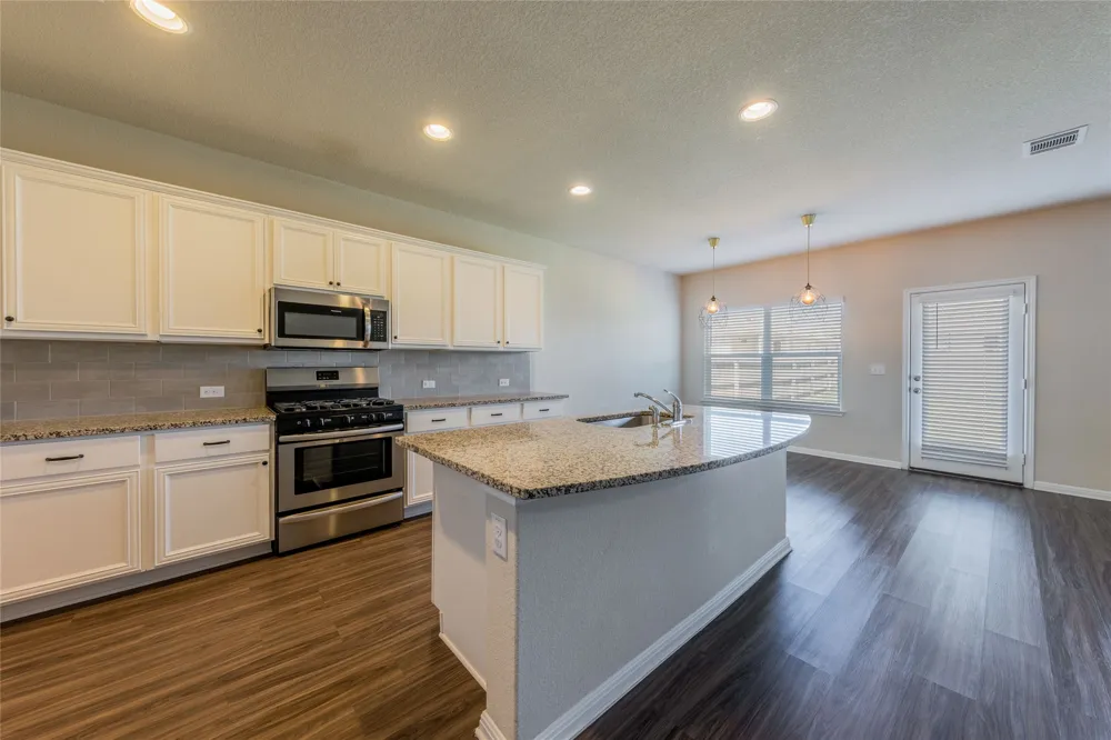 1248 Fairhaven Gateway Georgetown, TX 78626