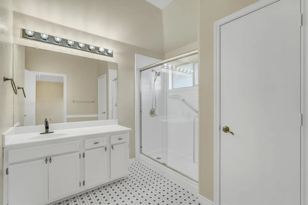 1900 Avante Drive Cedar Park, TX 78613
