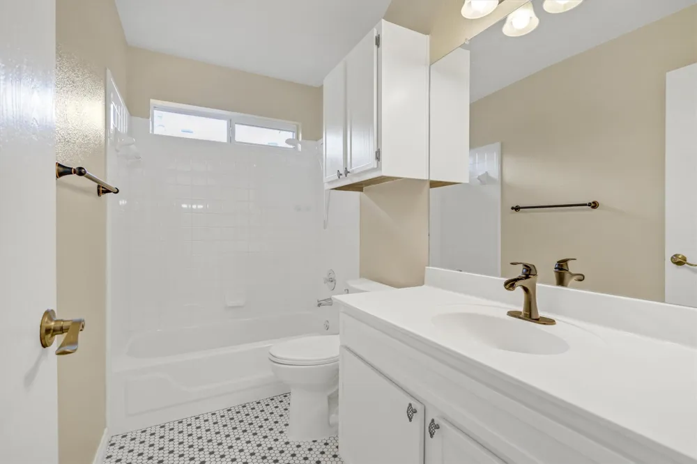 1900 Avante Drive Cedar Park, TX 78613