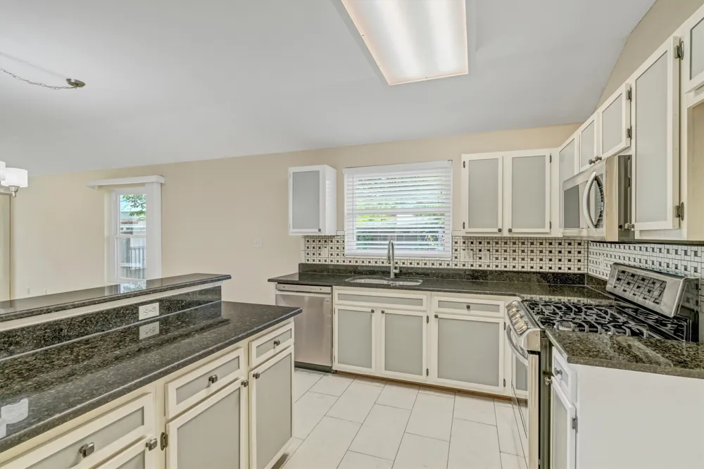 1900 Avante Drive Cedar Park, TX 78613