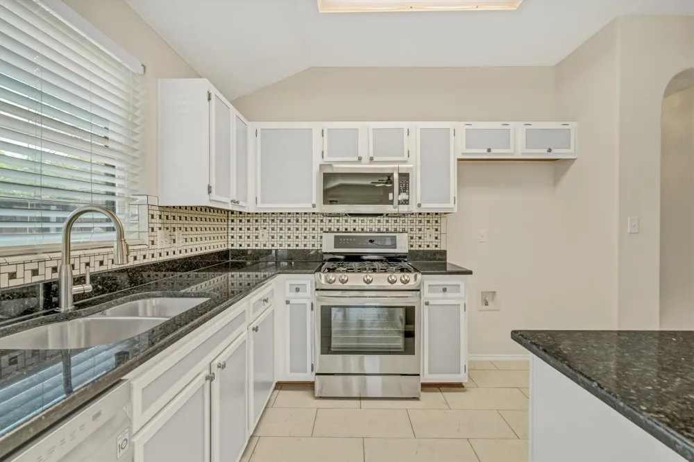 1900 Avante Drive Cedar Park, TX 78613
