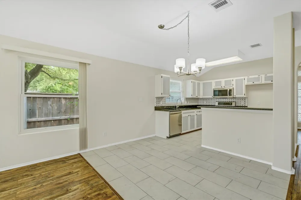1900 Avante Drive Cedar Park, TX 78613