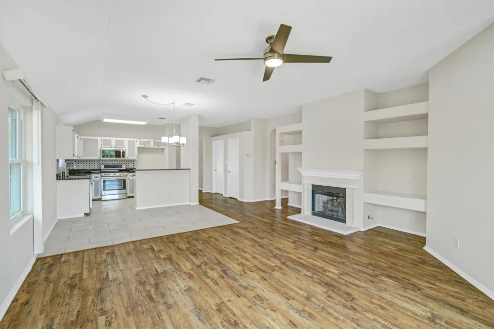 1900 Avante Drive Cedar Park, TX 78613