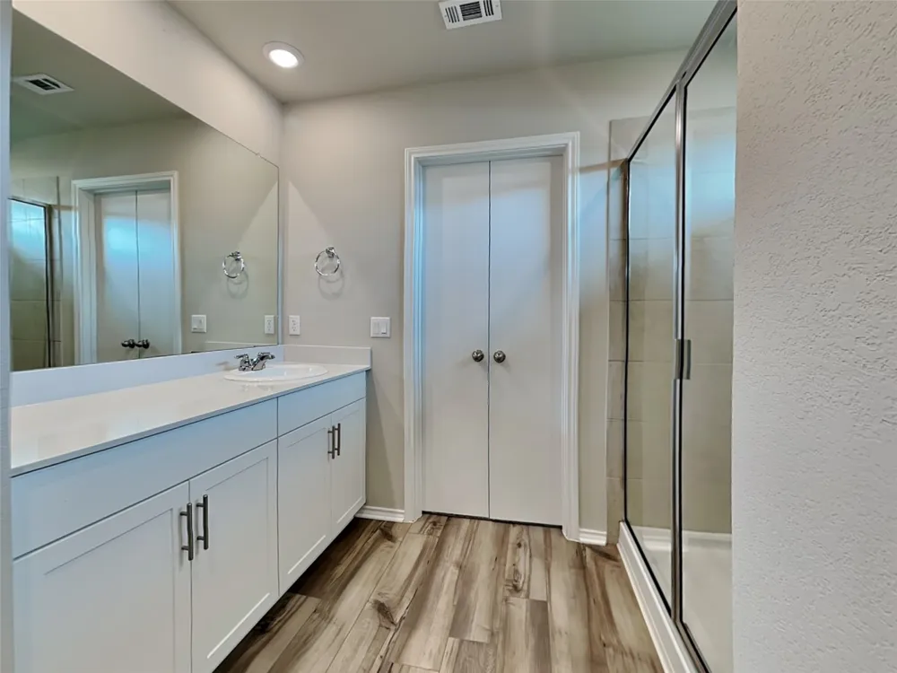5121 Saddle Club Drive Georgetown, TX 78626