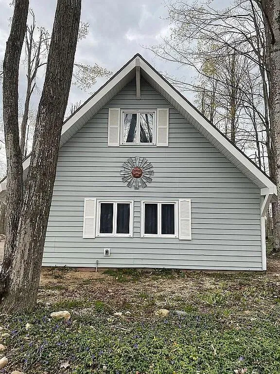 626 Sunshine Lane Gaylord, MI 49735