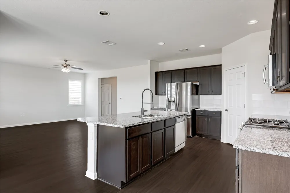 825 Fortrose Terrace Pflugerville, TX 78660